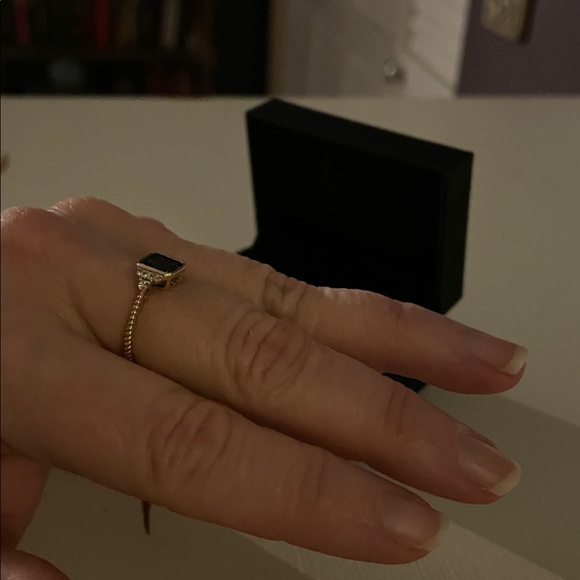 Jared’s London Blue Topaz Ring - Picture 9 of 9